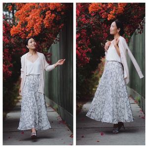 BANANA REPUBLIC | Floral Sketched Pleated Maxi Skirt | 12P